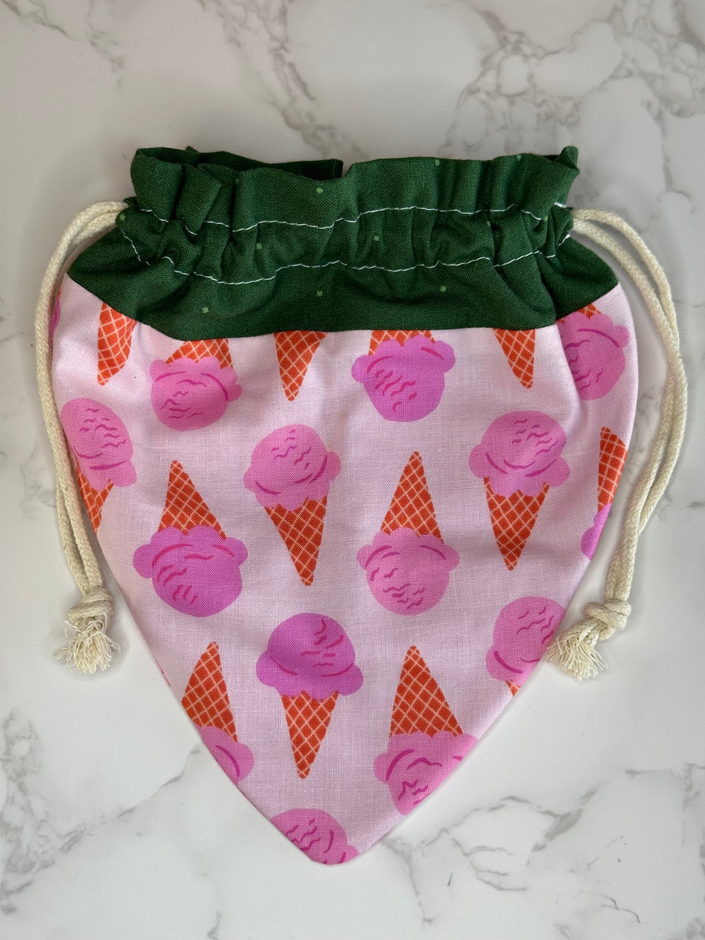 strawberry bag - ice cream