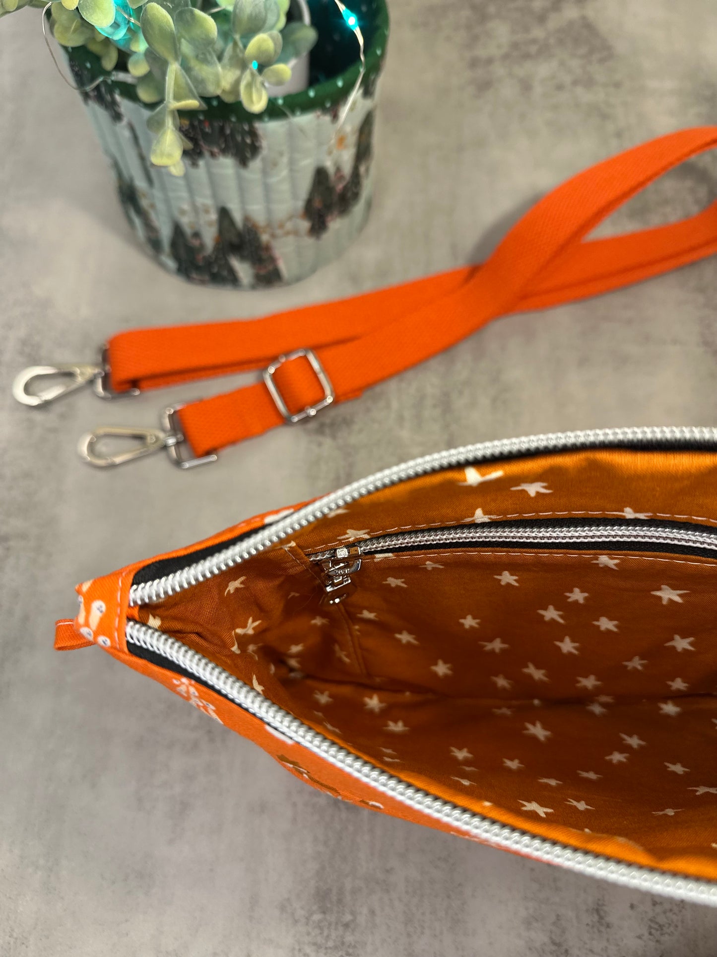 Ainsley Crossbody Bag