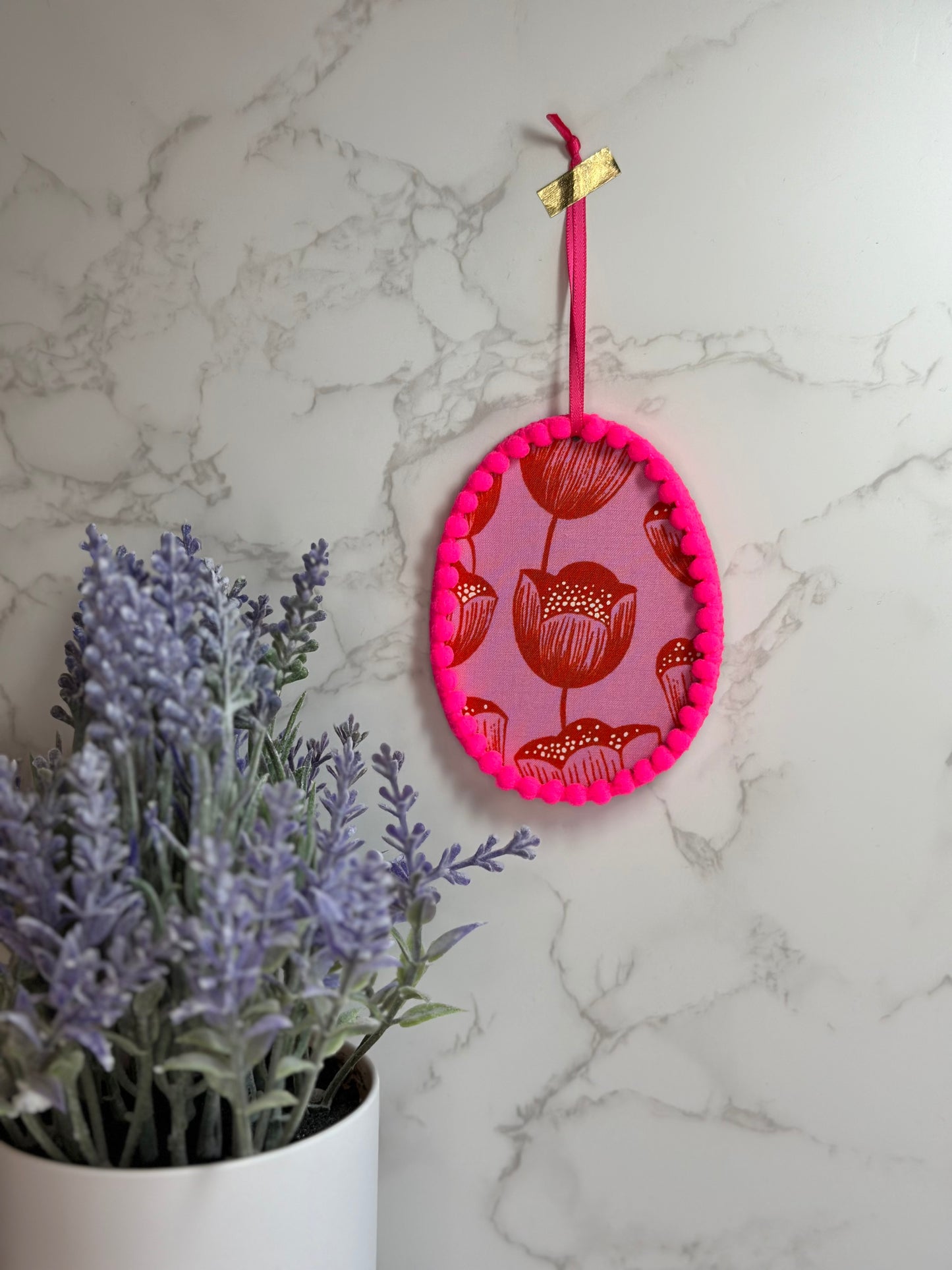 spring ornament - tulips