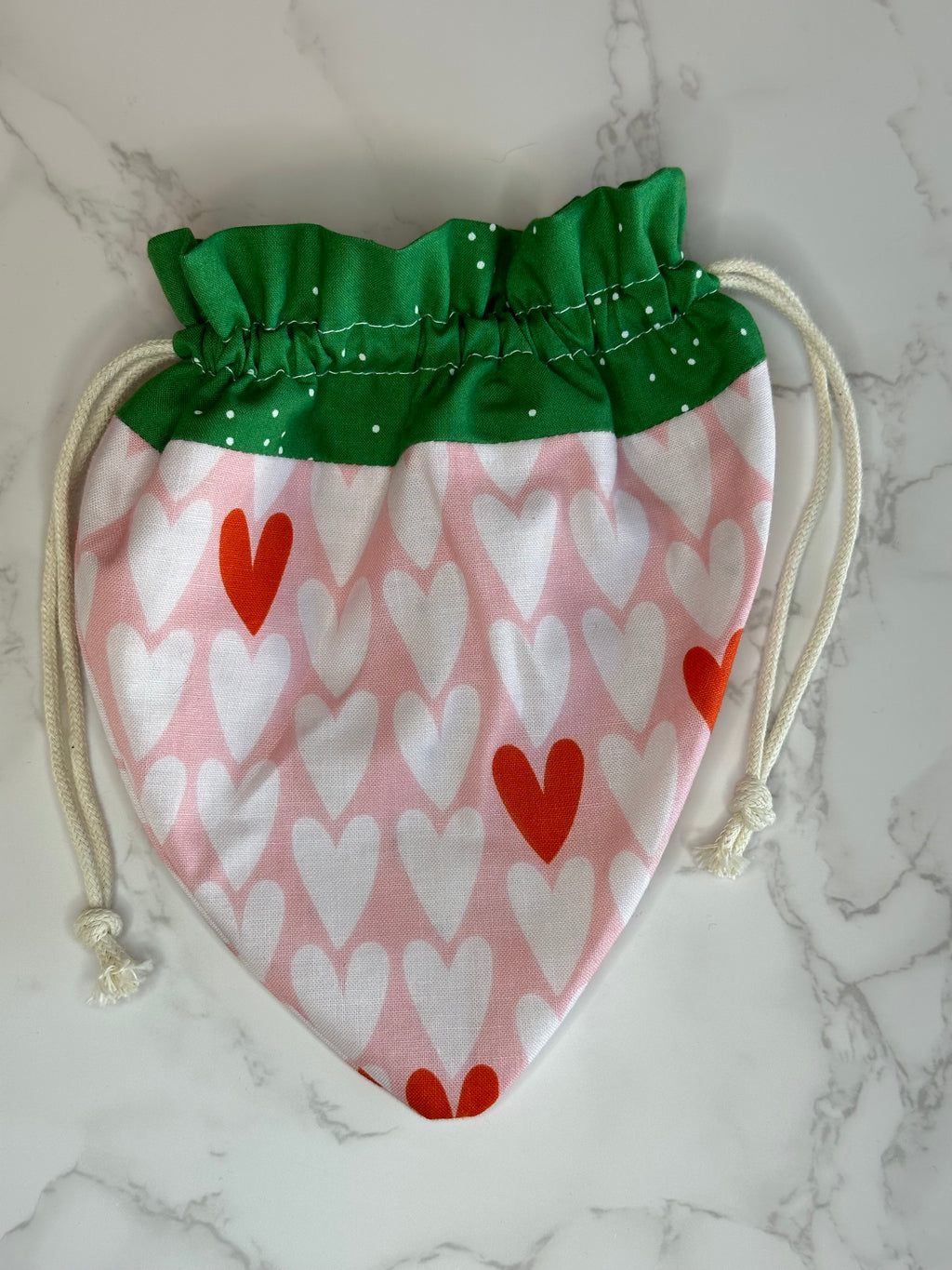 strawberry bag - hearts