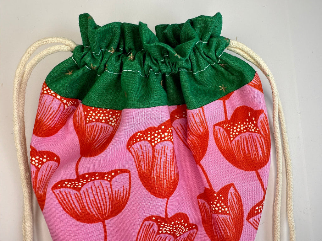 strawberry bag - tulips