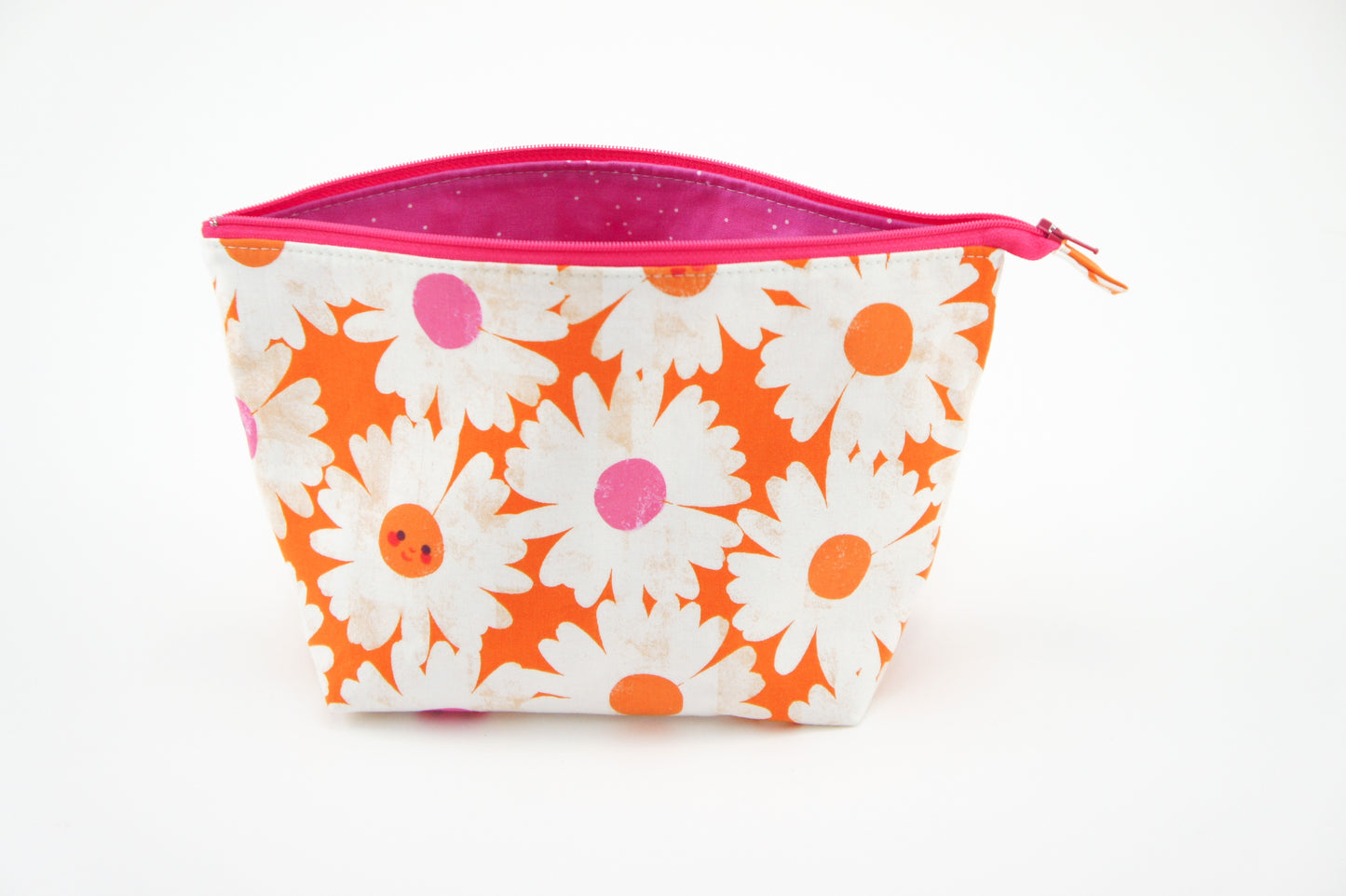 Open Wide Pouch - Daisies