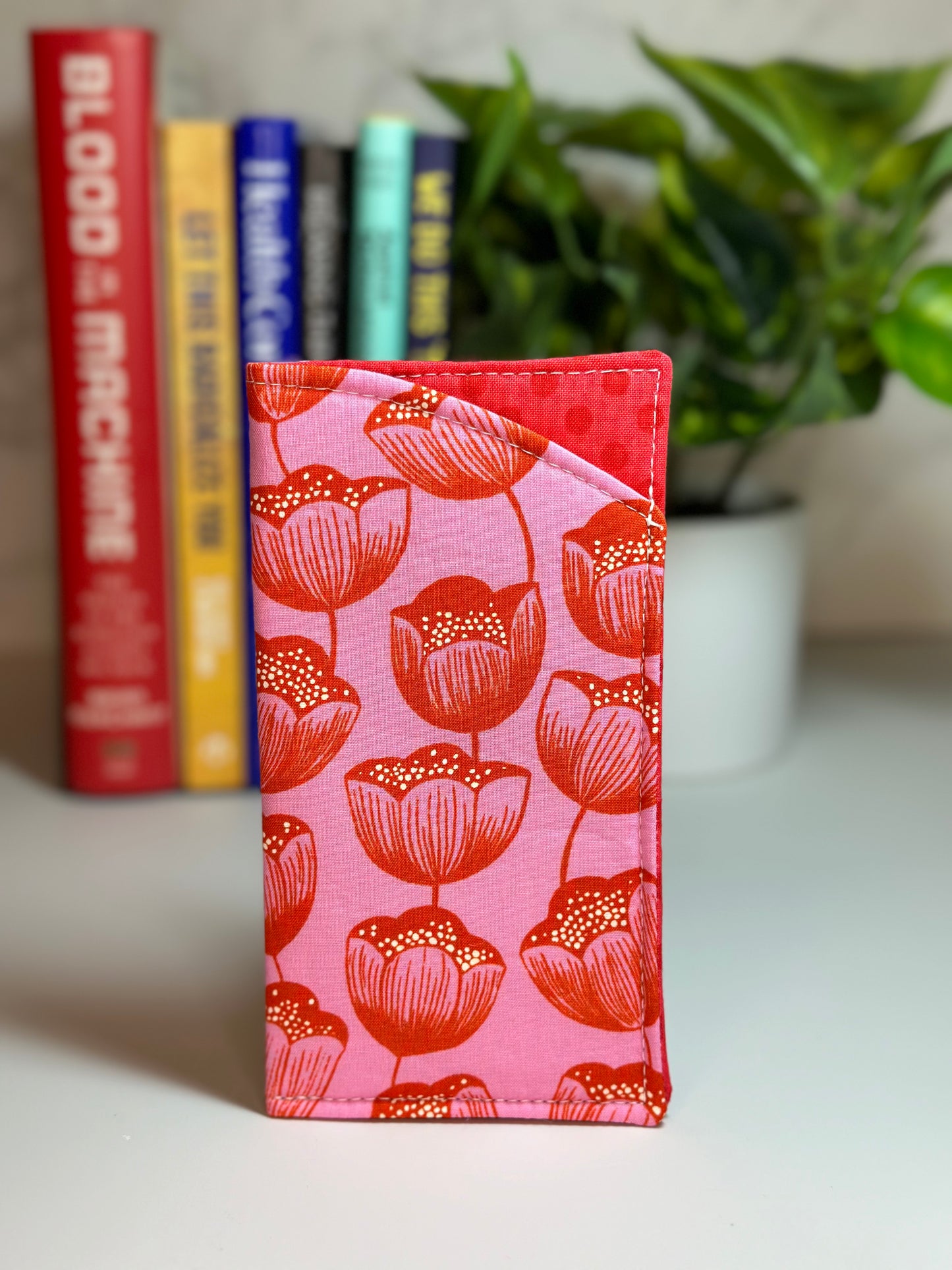 eyeglass case - tulips in red