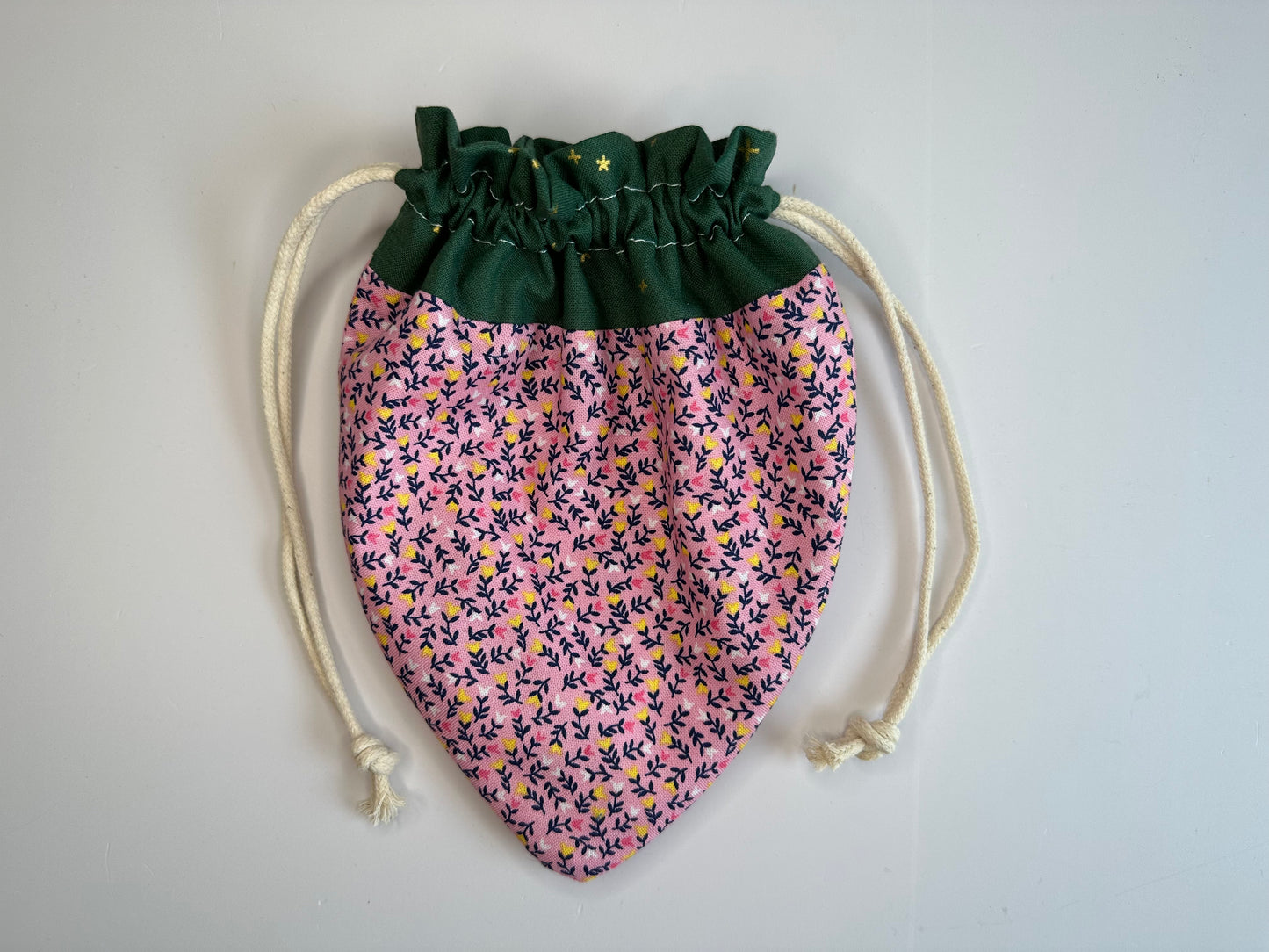 strawberry bag - tiny floral