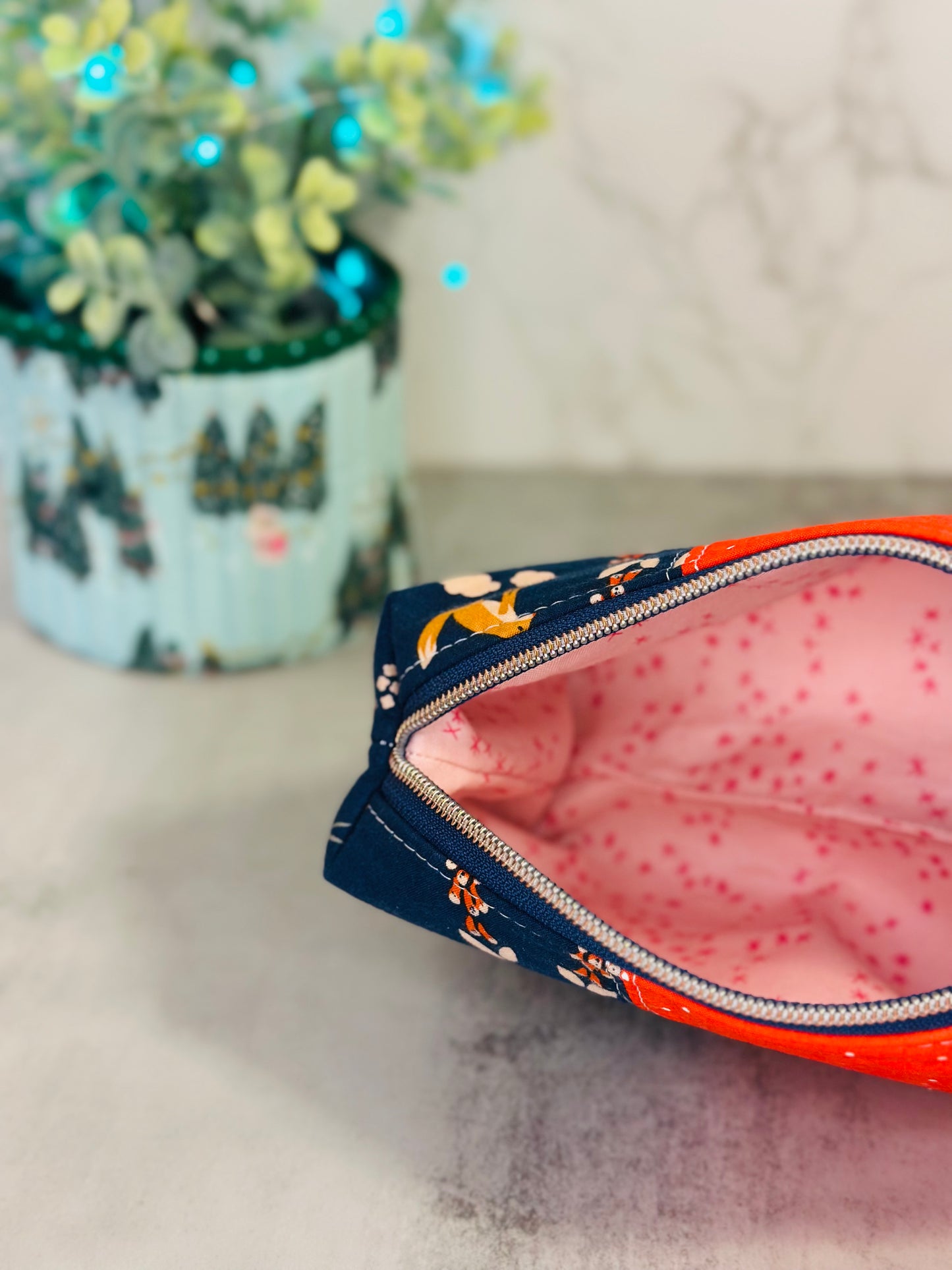 Boxy Pouch - Foxes & Foxgloves
