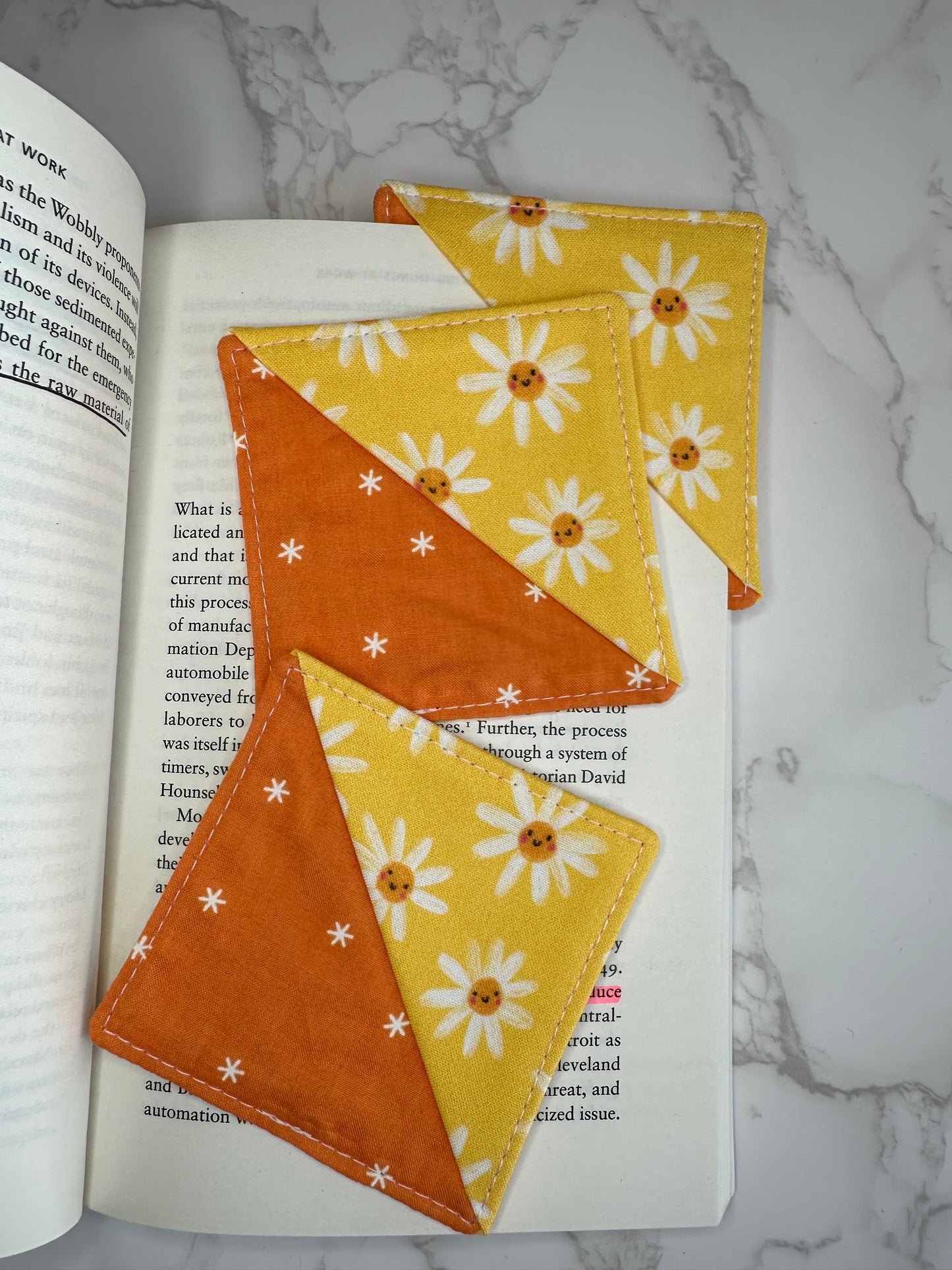 fabric corner bookmark - happy flowers