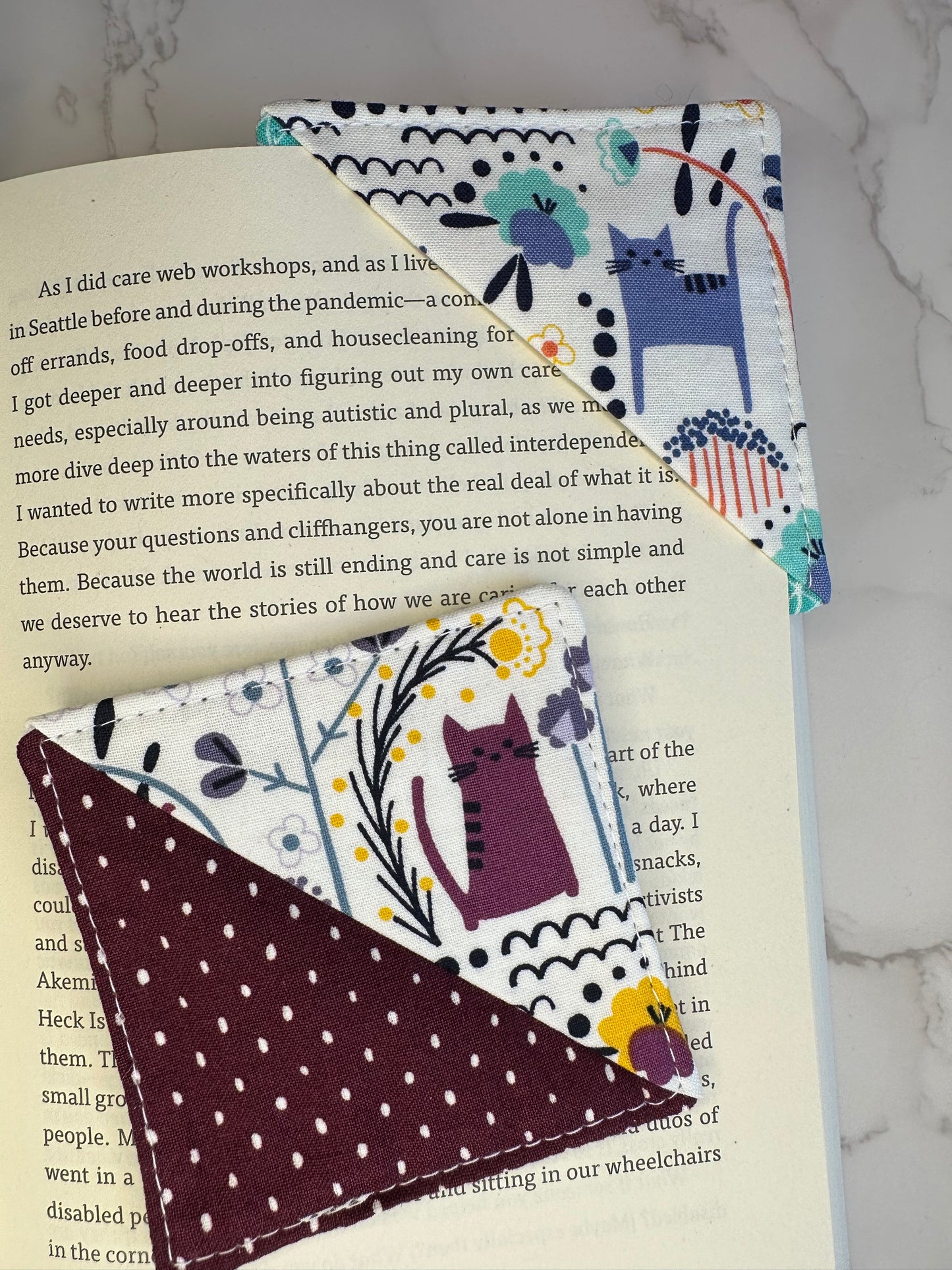 fabric corner bookmark - blue cat