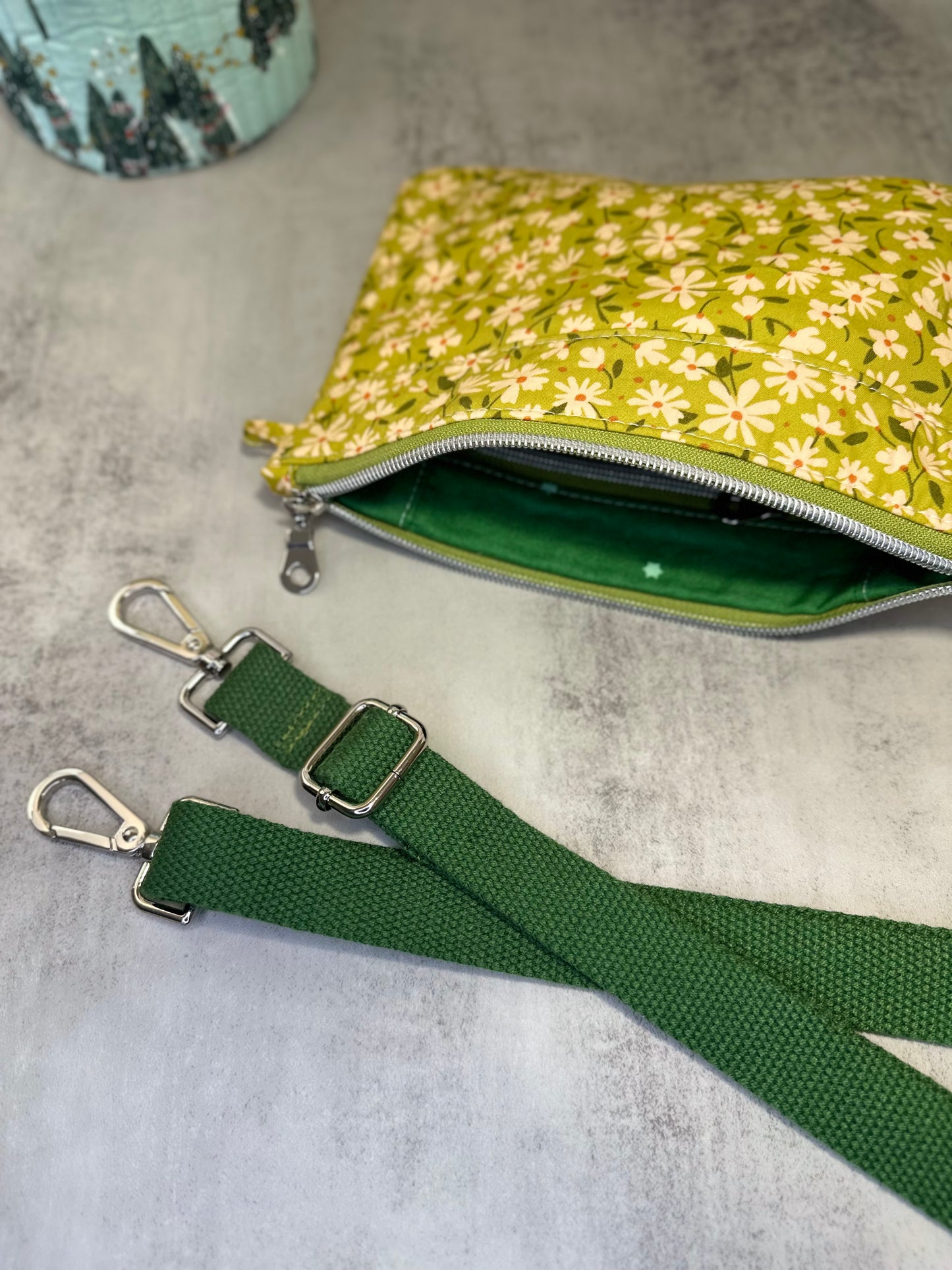 Ainsley Crossbody Bag