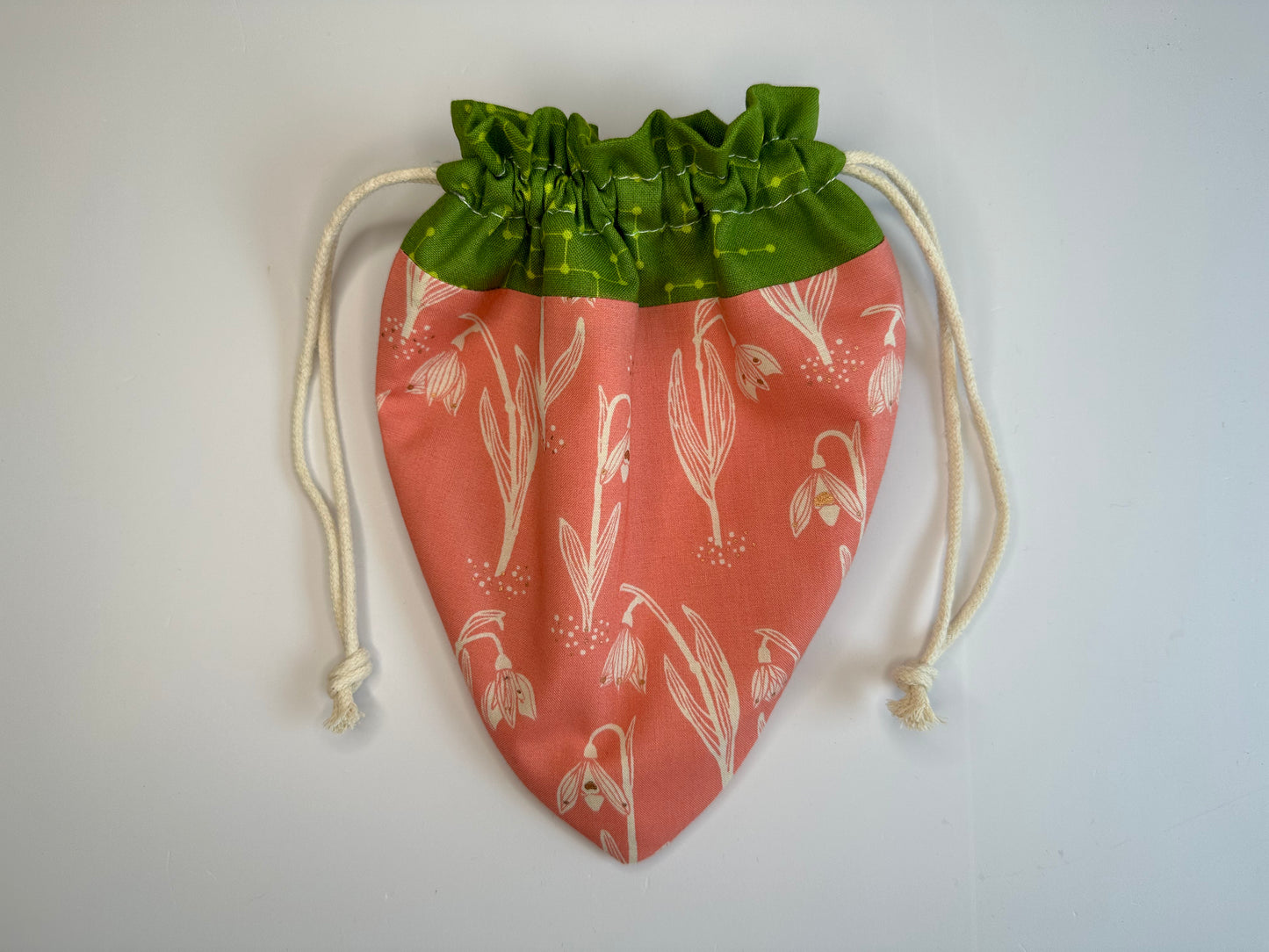 strawberry bag - flowers