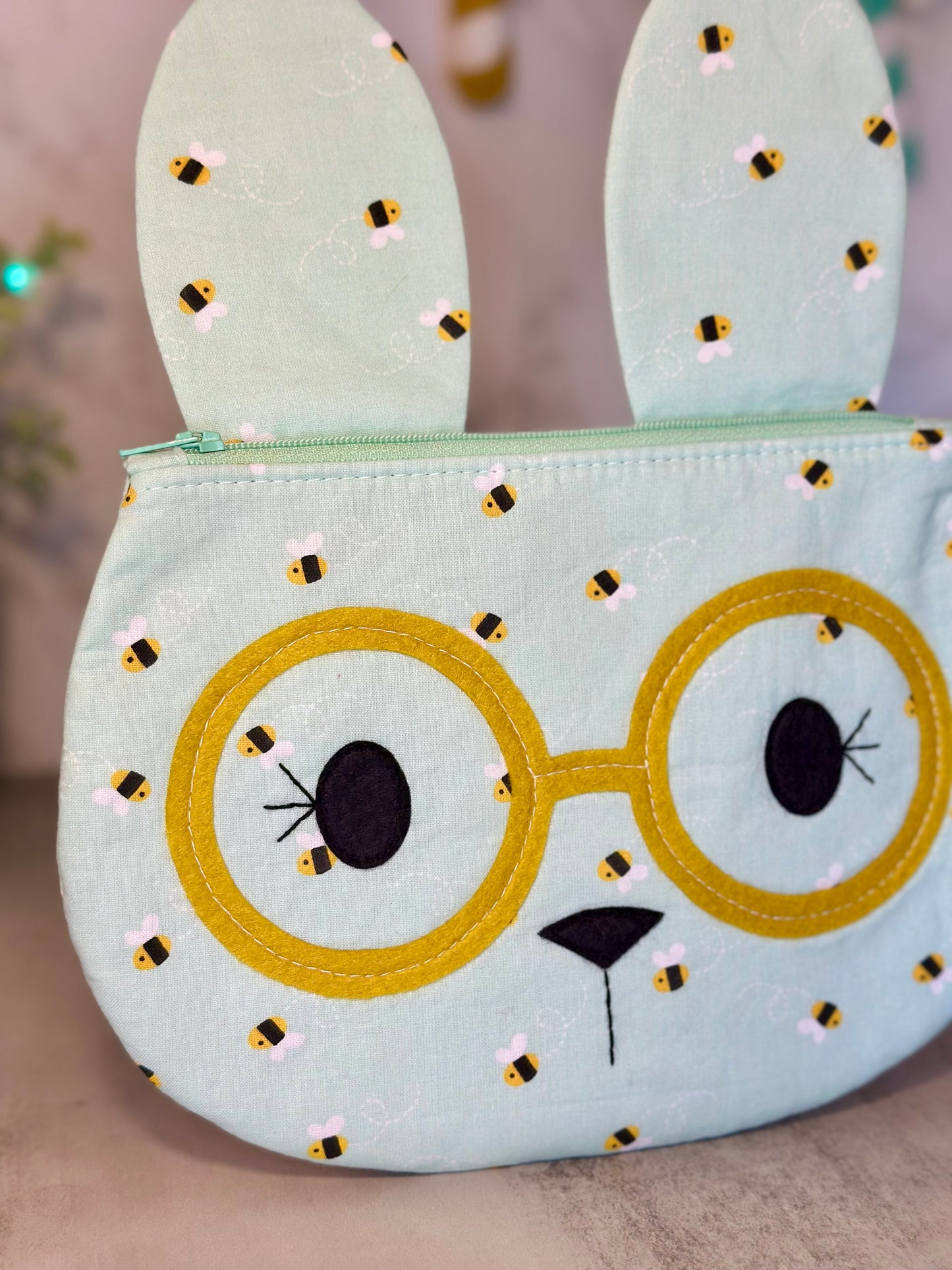 bunny zipper pouch - bees