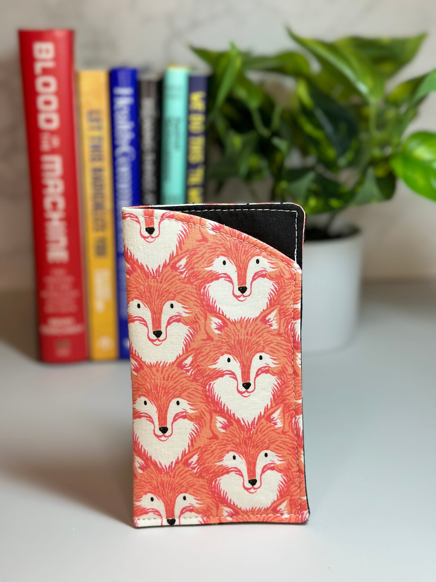 eyeglass case - foxes