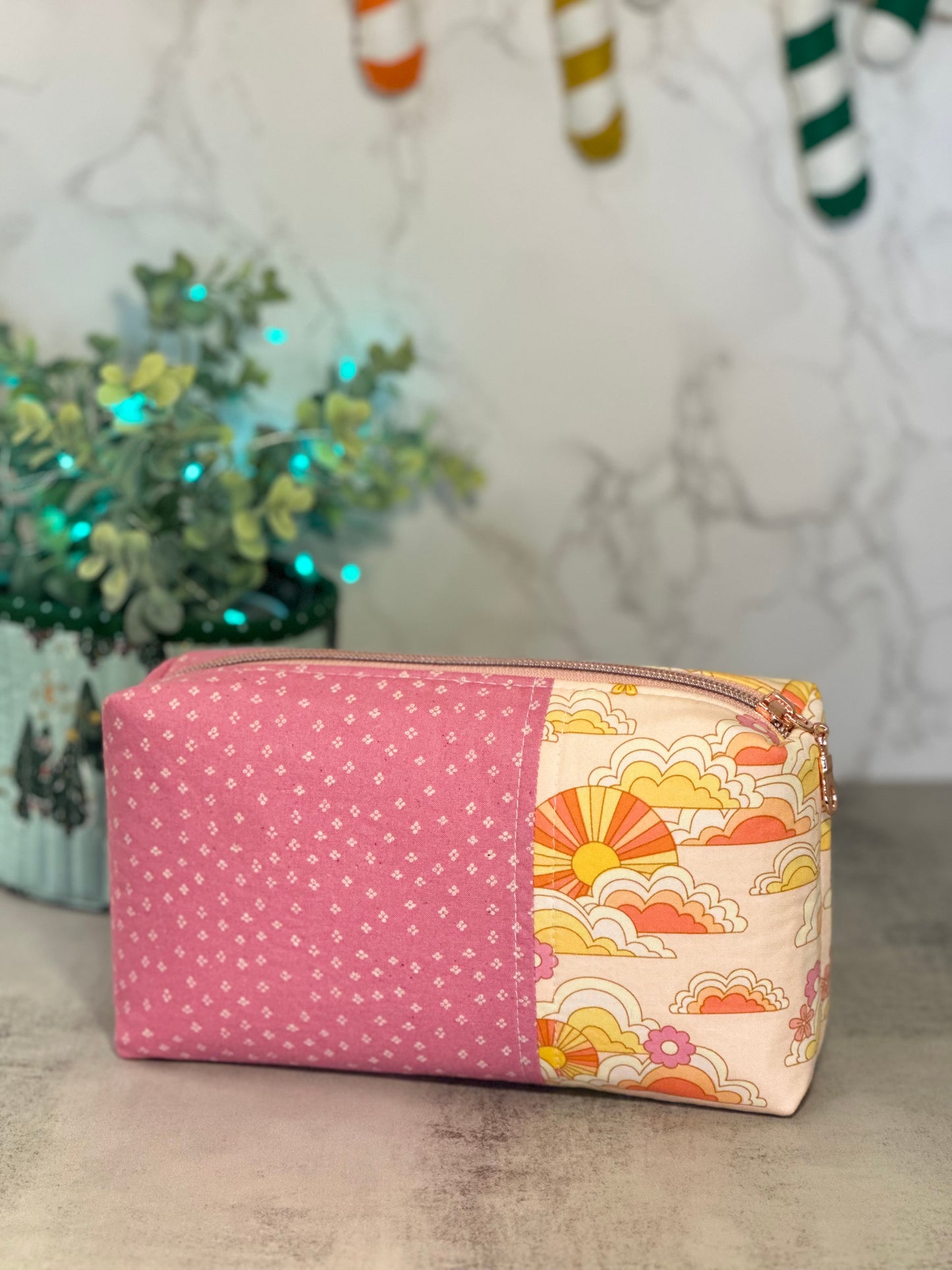 Boxy Pouch - Groovy Suns