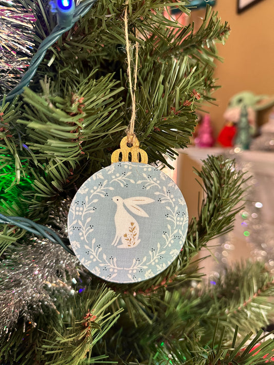 fabric ornament - winter wreath rabbit