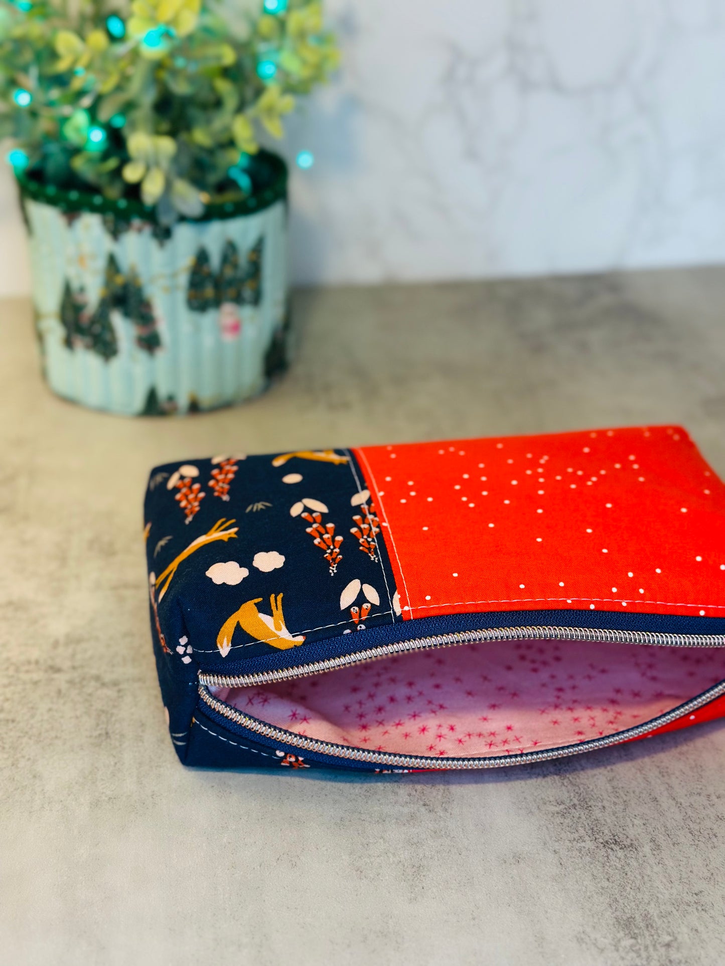 Boxy Pouch - Foxes & Foxgloves