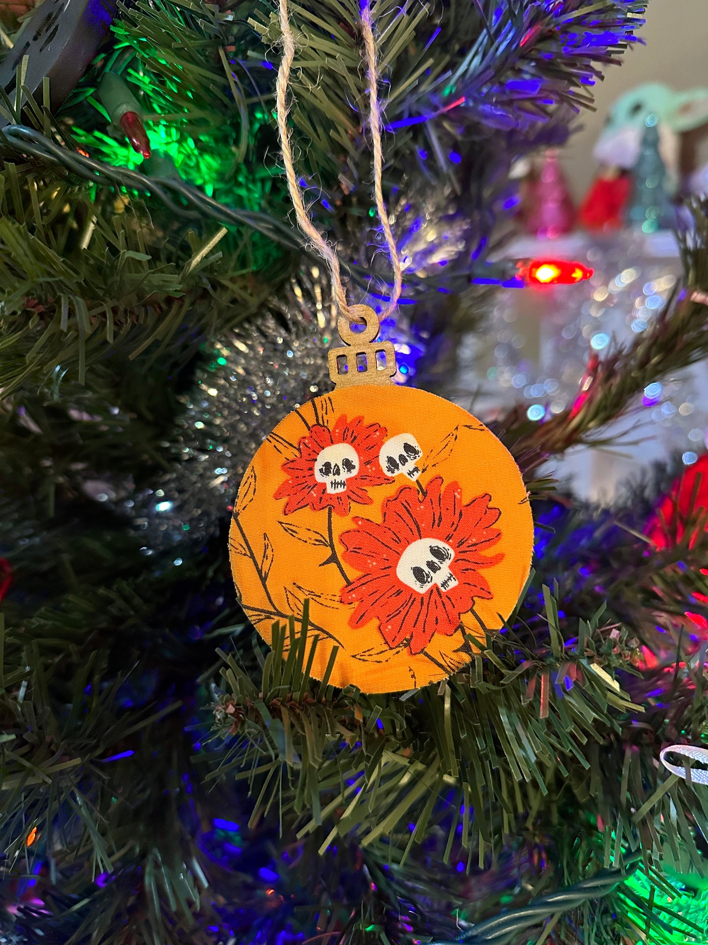 fabric ornament - skeleton flowers orange