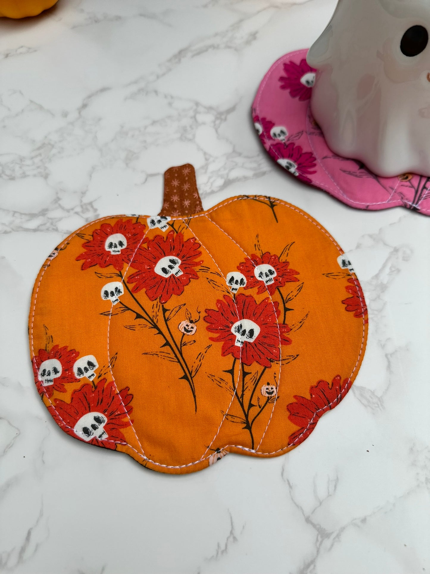 floral skulls / stars - fabric pumpkin coaster