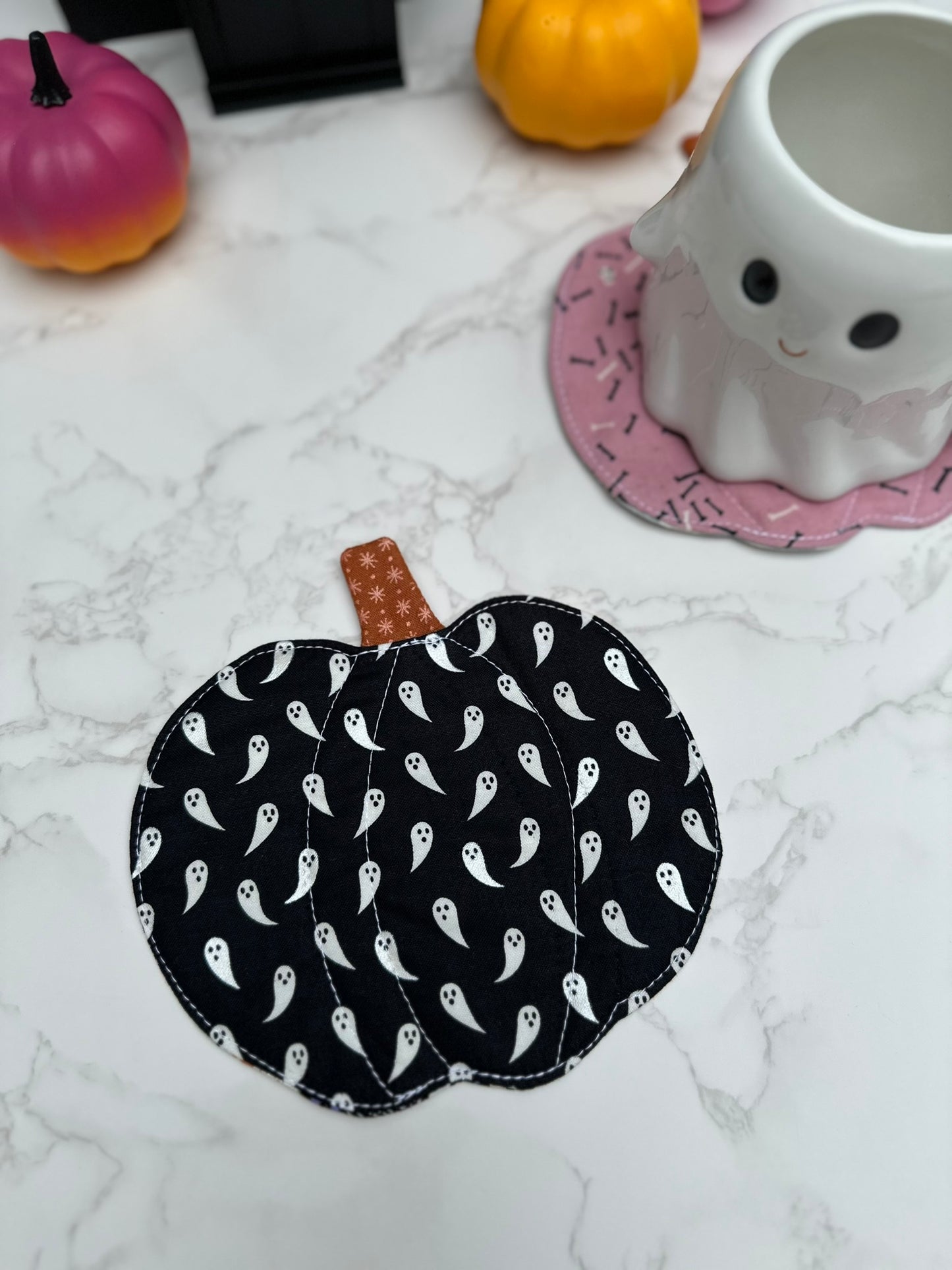 skull / ghosts - fabric pumpkin coaster