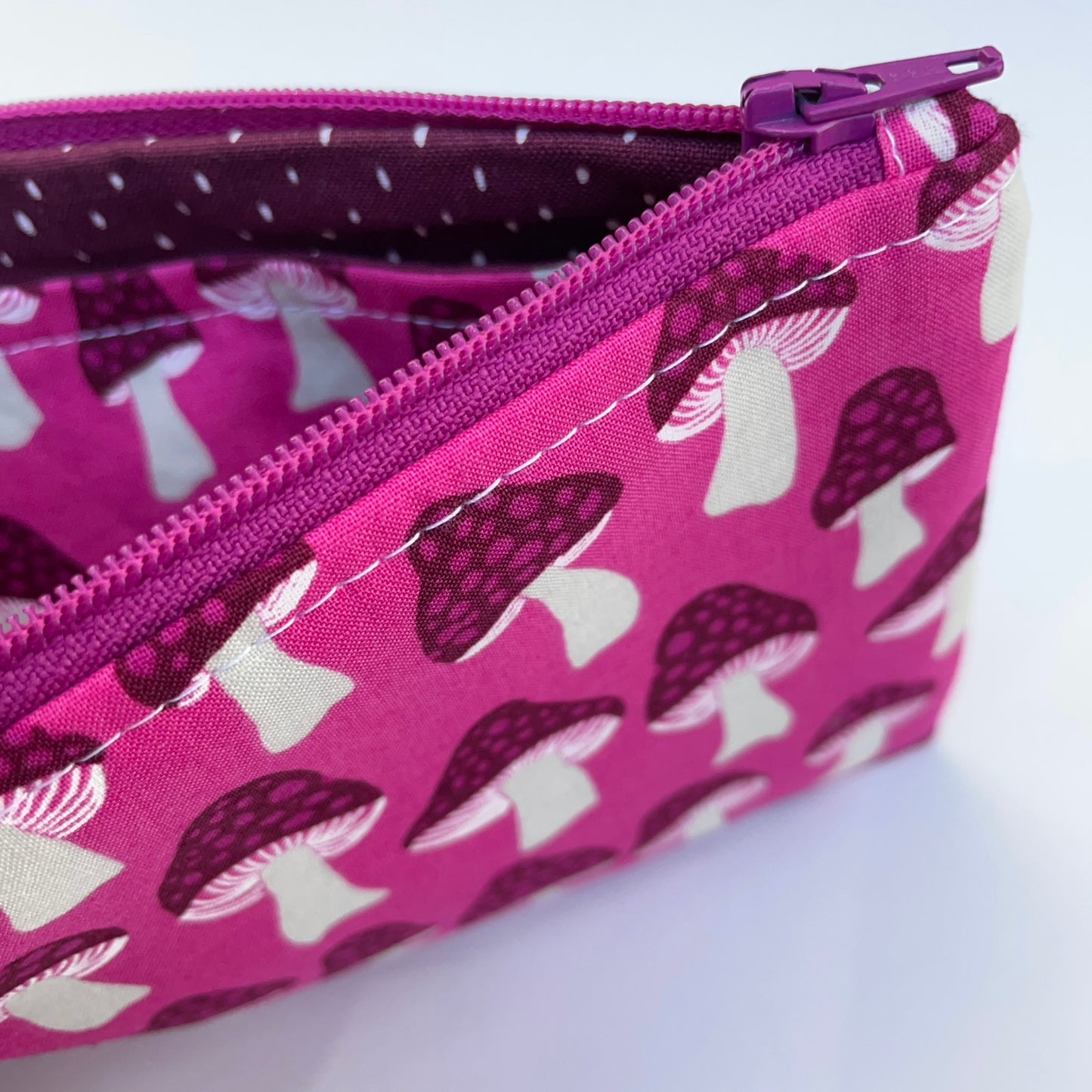 Wristlet - Mushrooms Pink