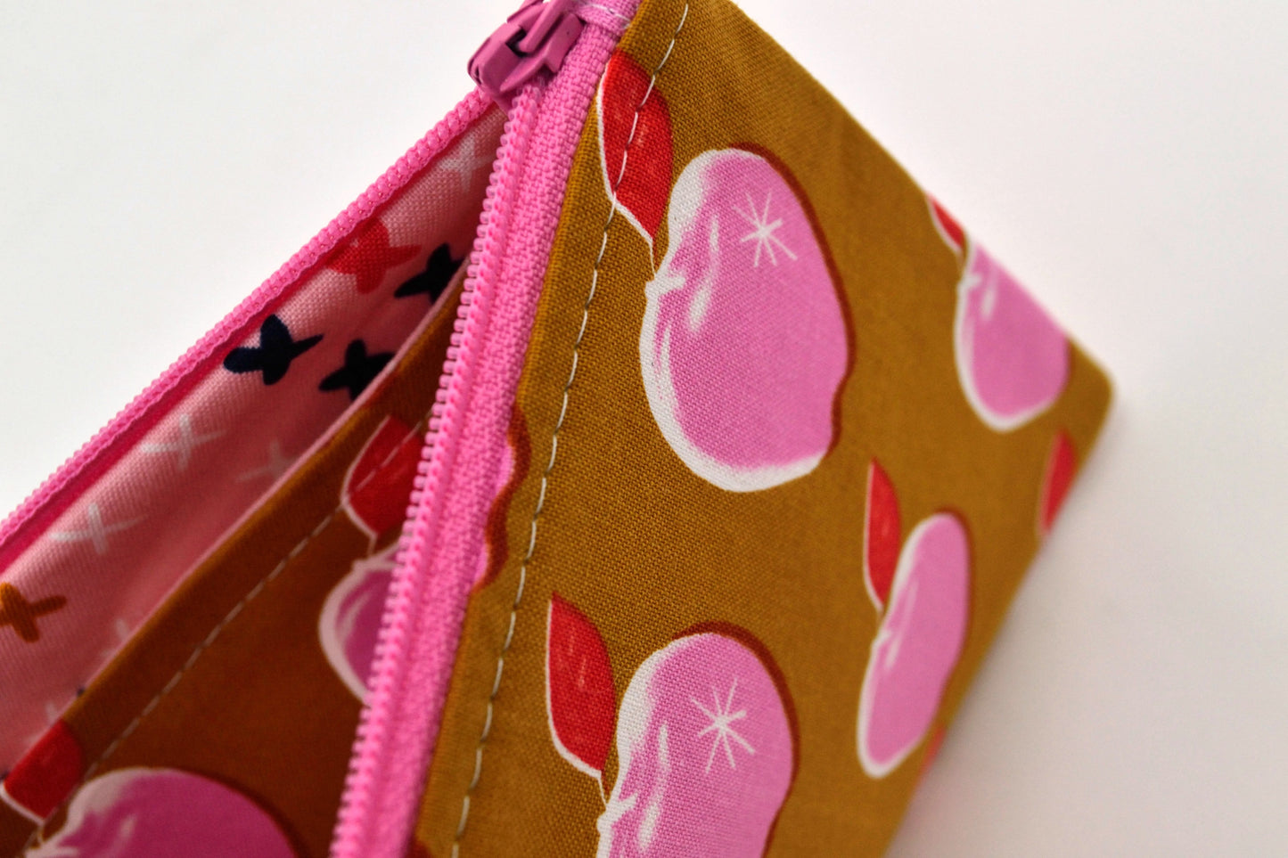 Essential Wristlet - Pink Apple