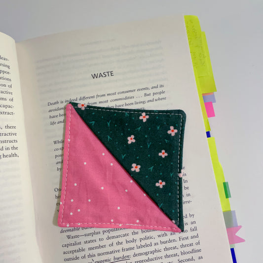 fabric corner bookmark - dainty flowers green