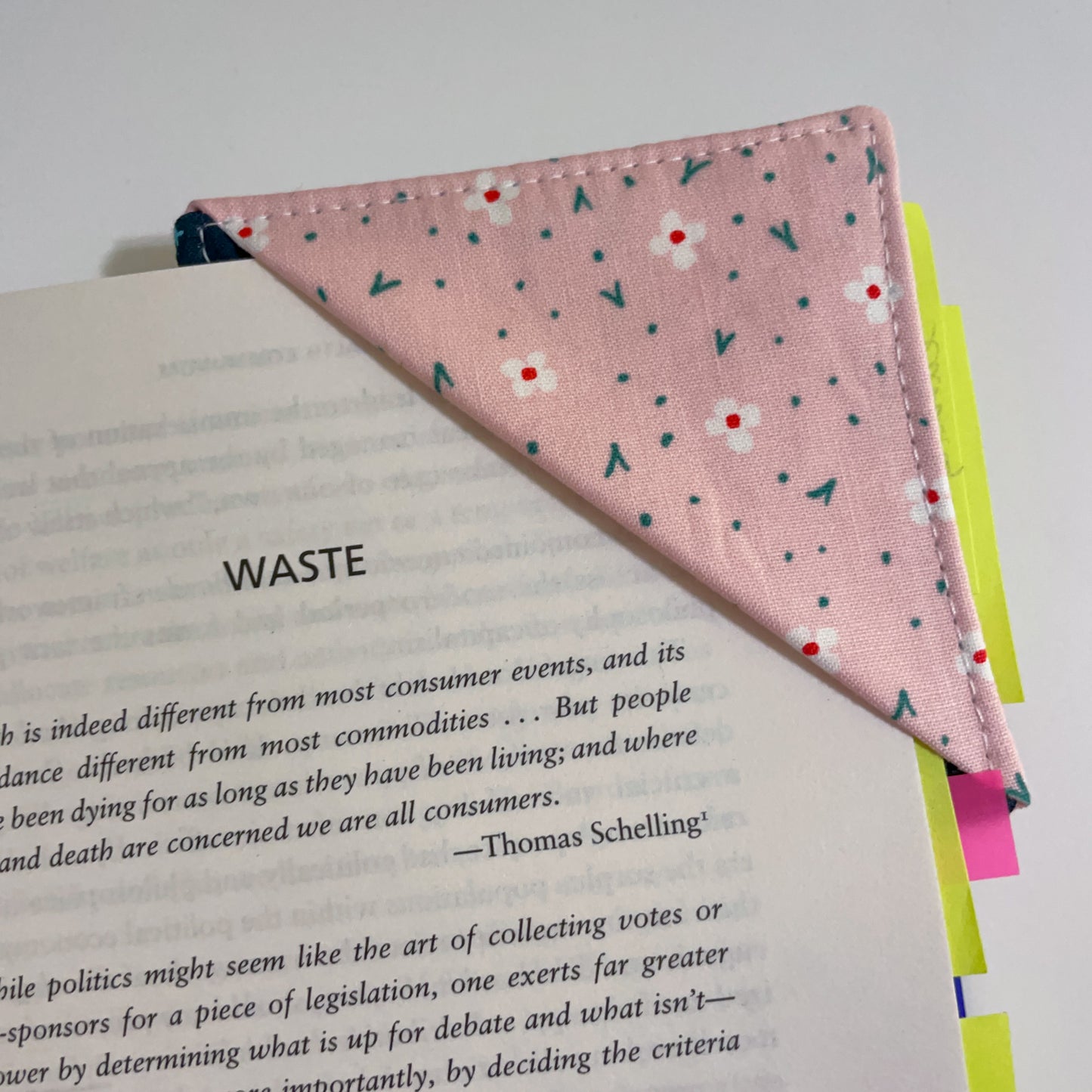 fabric corner bookmark - dainty flowers pink