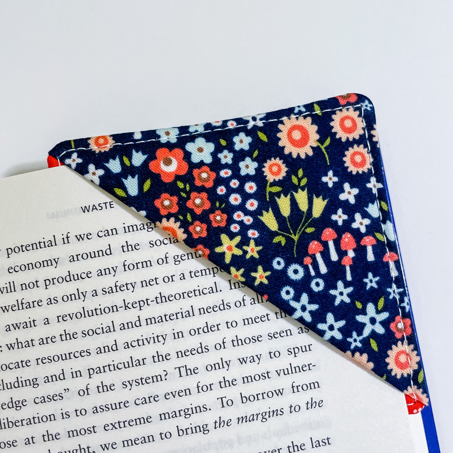 fabric corner bookmark - flower field