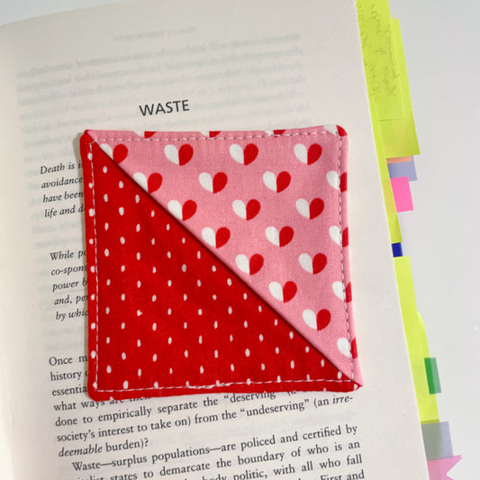 fabric corner bookmark - hearts