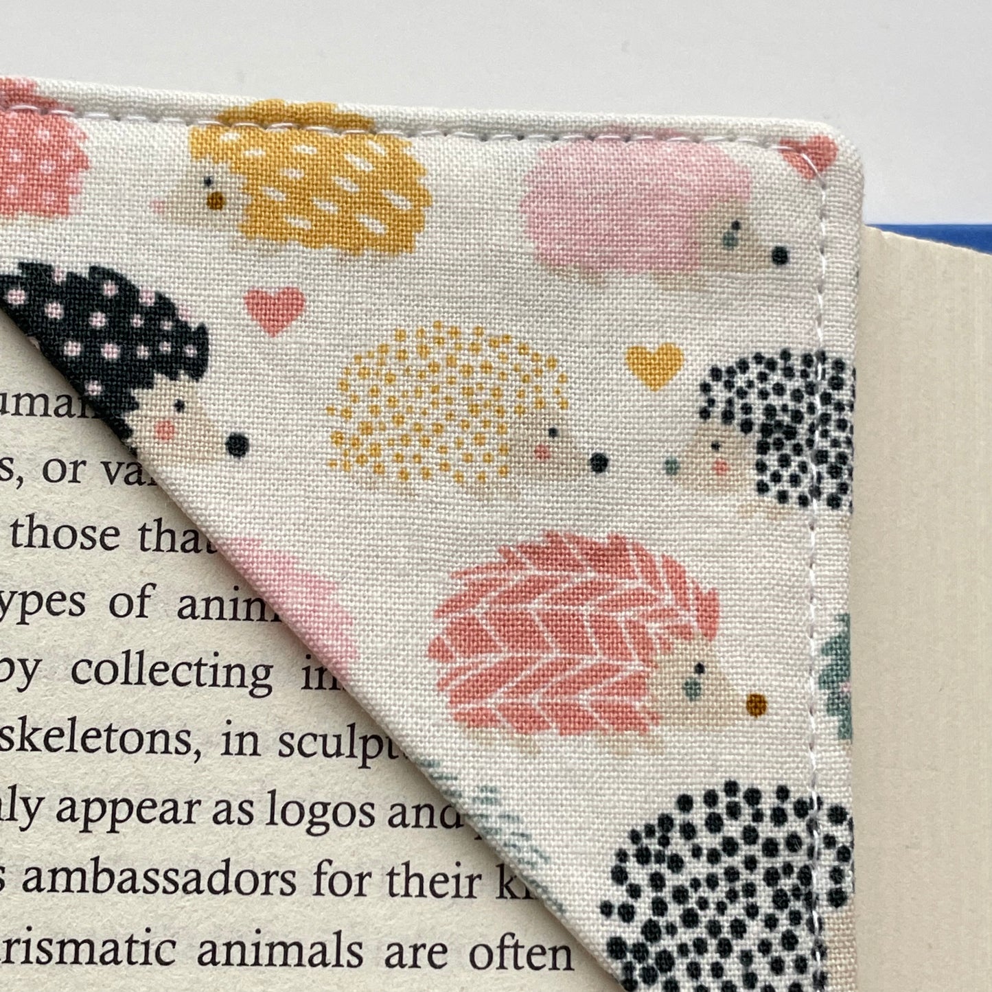 fabric corner bookmark - hedgehogs