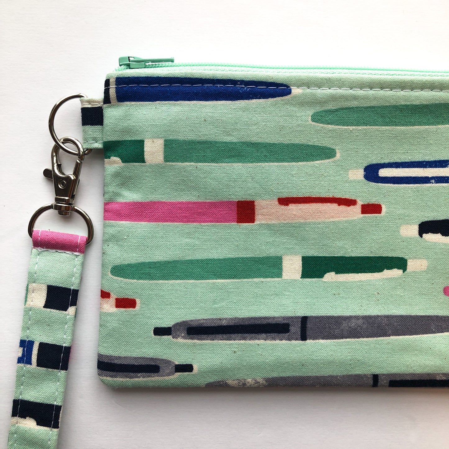 Essential Wristlet - Pens