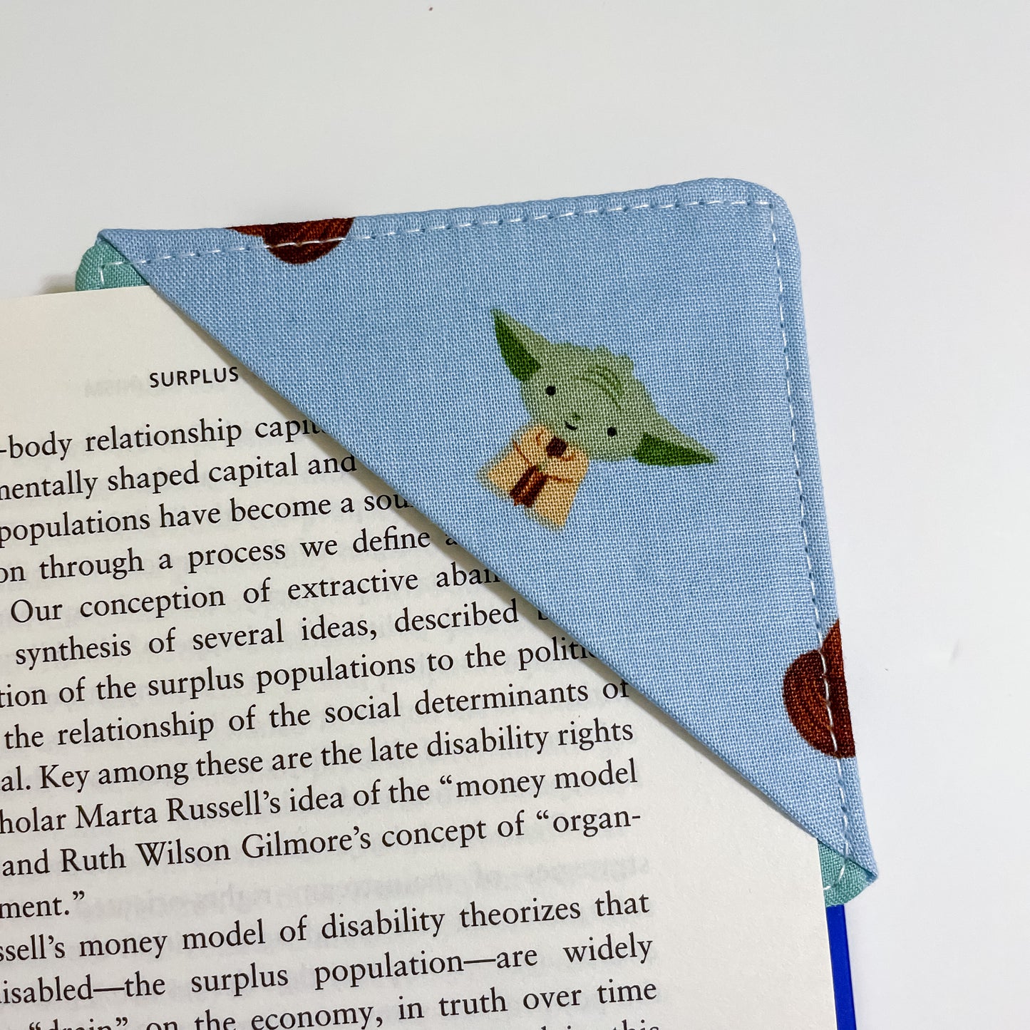 fabric corner bookmark - yoda