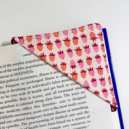 fabric corner bookmark - mini strawberries