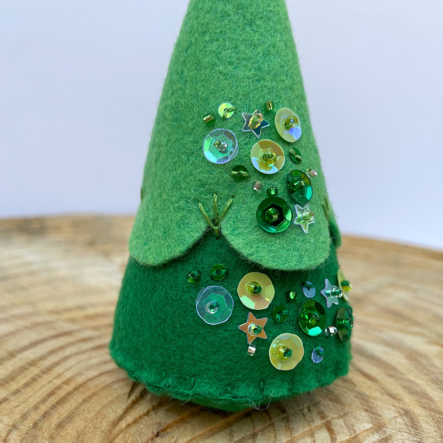 Green felt sparkle tree