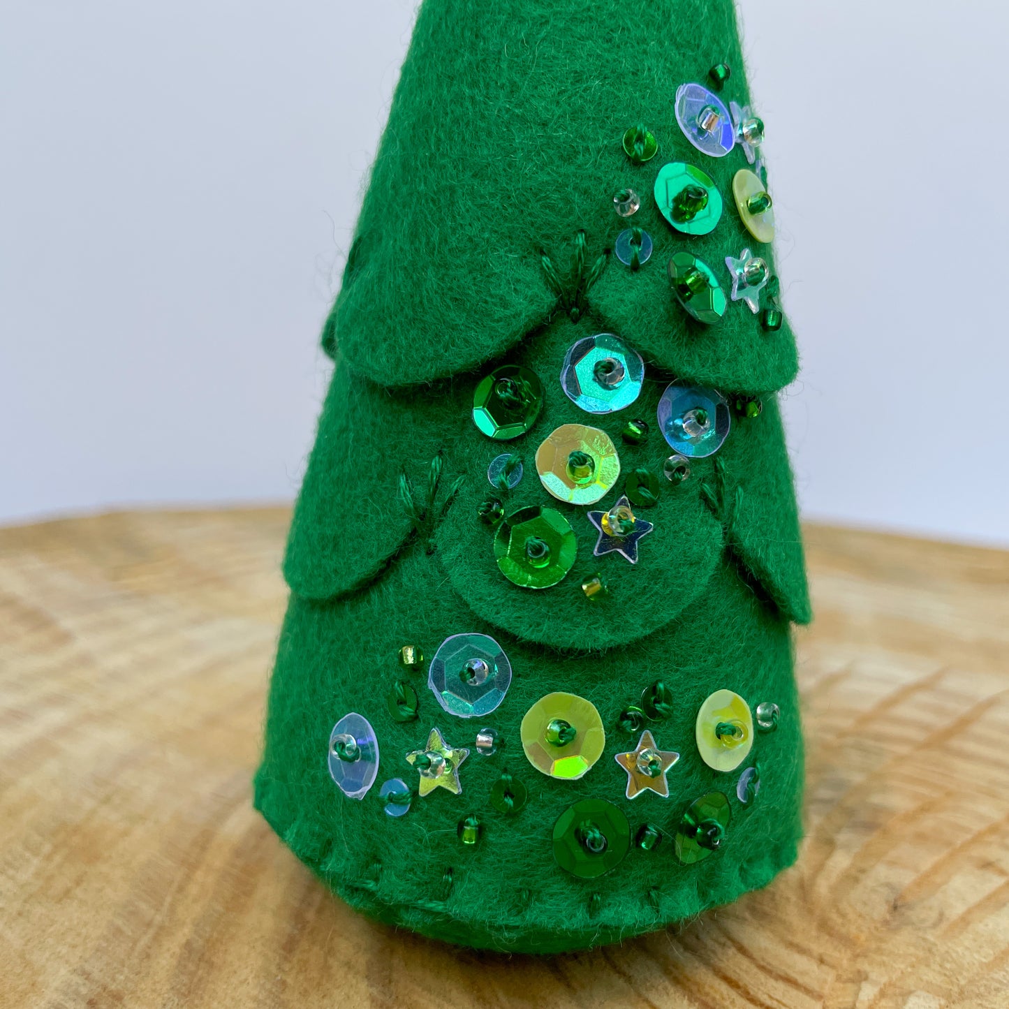 Green felt sparkle tree